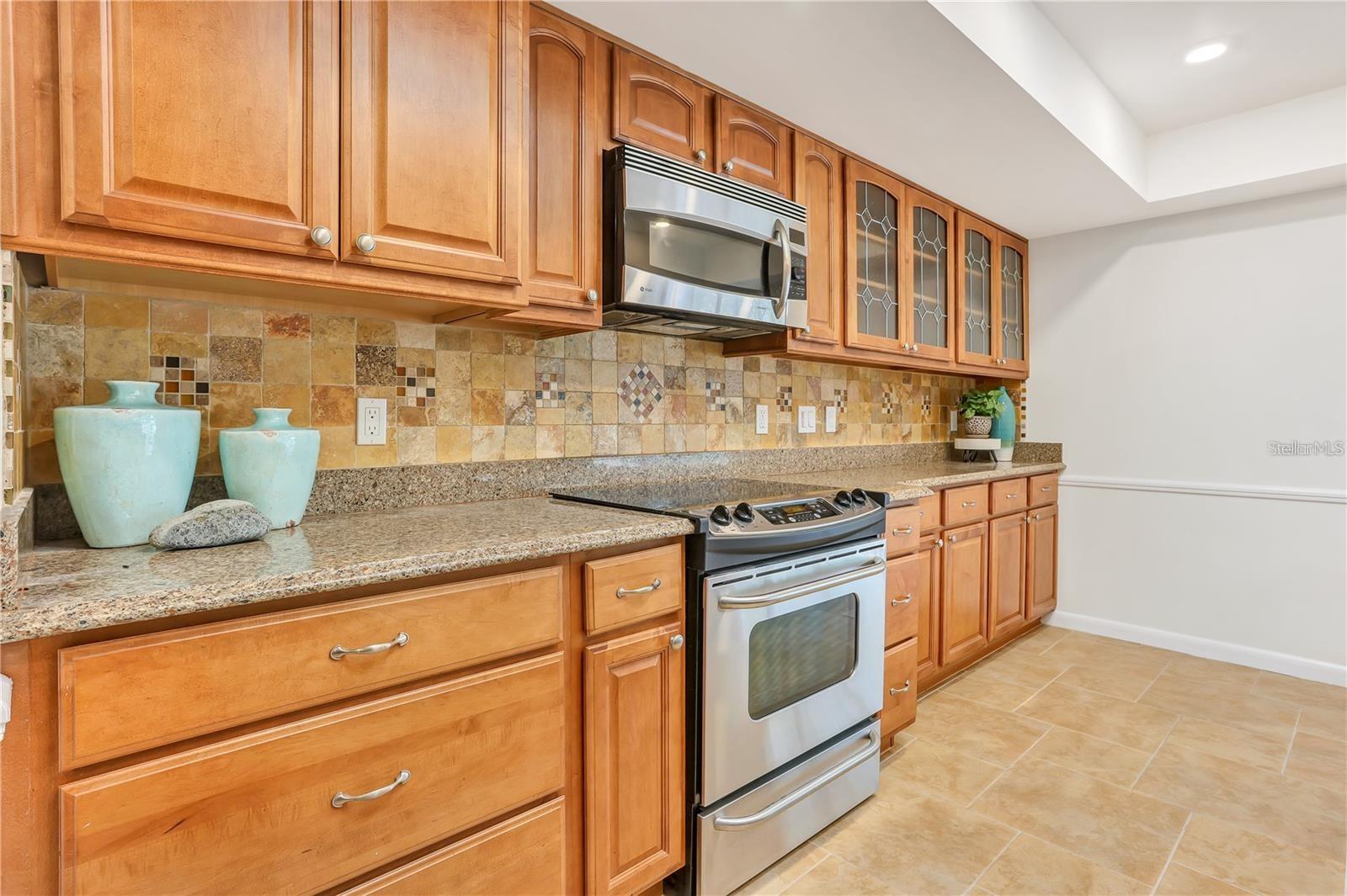 7864 Broken Arrow Trl Property Photo 10