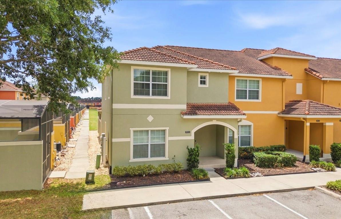 8922 Cuban Palm Rd Property Photo 1