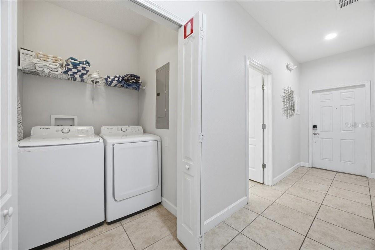 8922 Cuban Palm Rd Property Photo 9