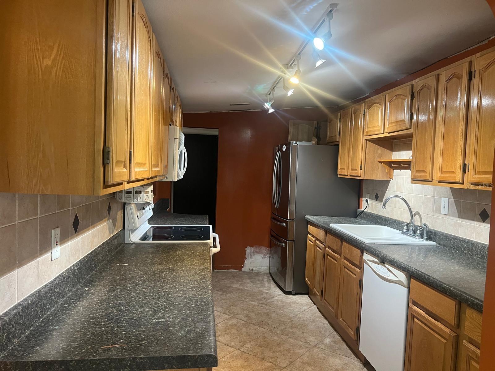3111 Villa Dr Property Photo 6