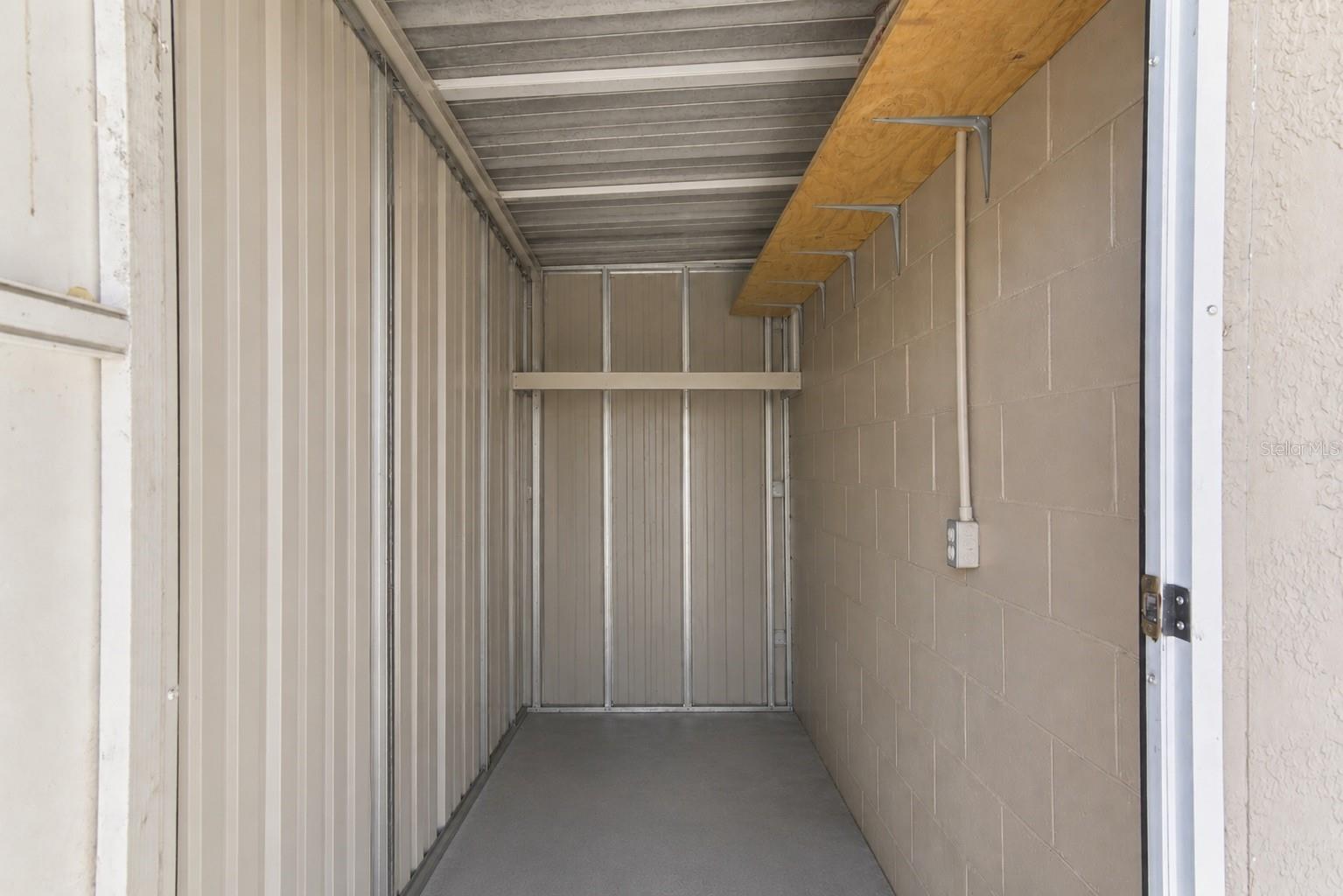481 Kentia Rd Property Photo 25