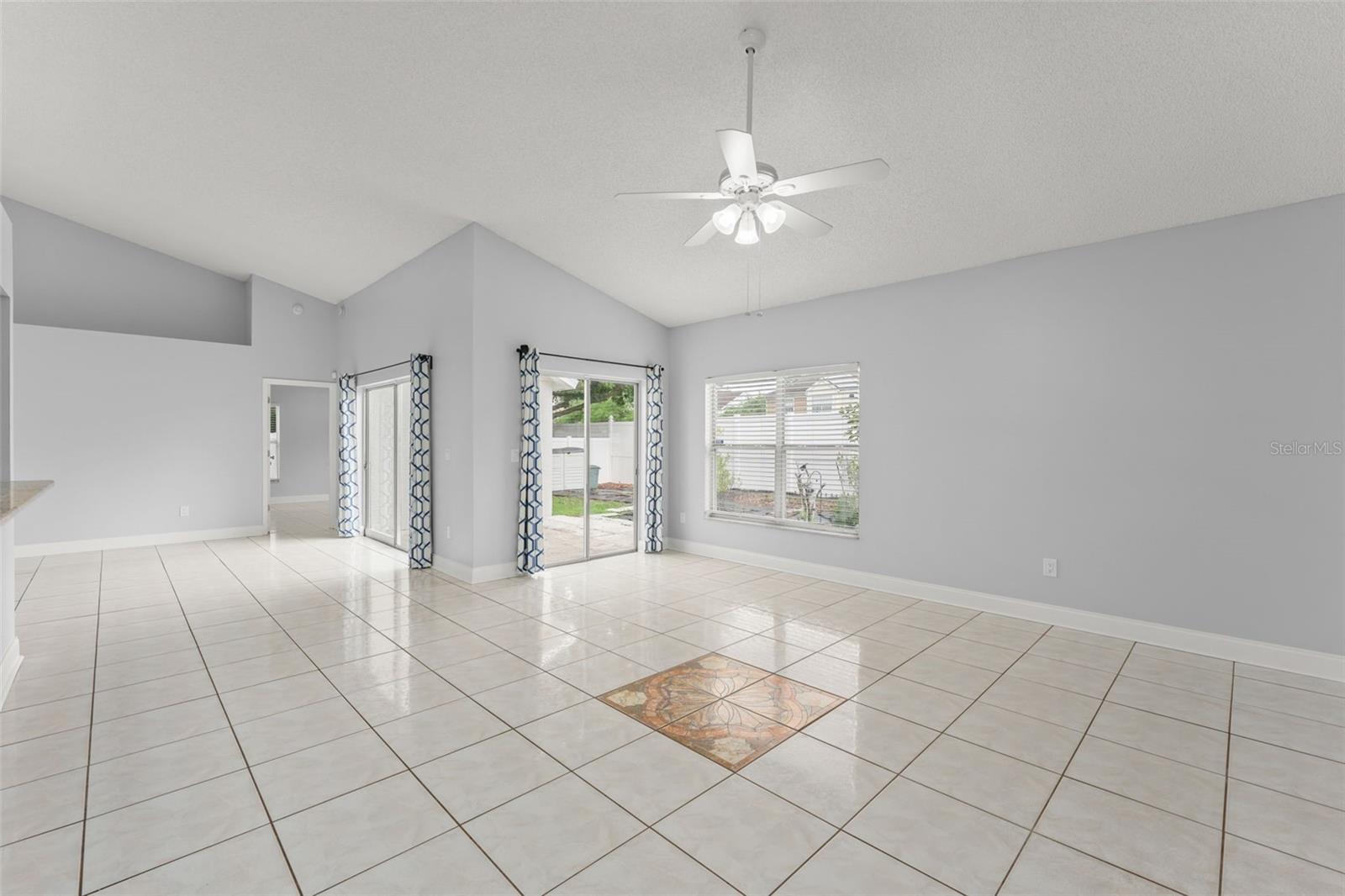 632 Herons Nest Ct Property Photo 4