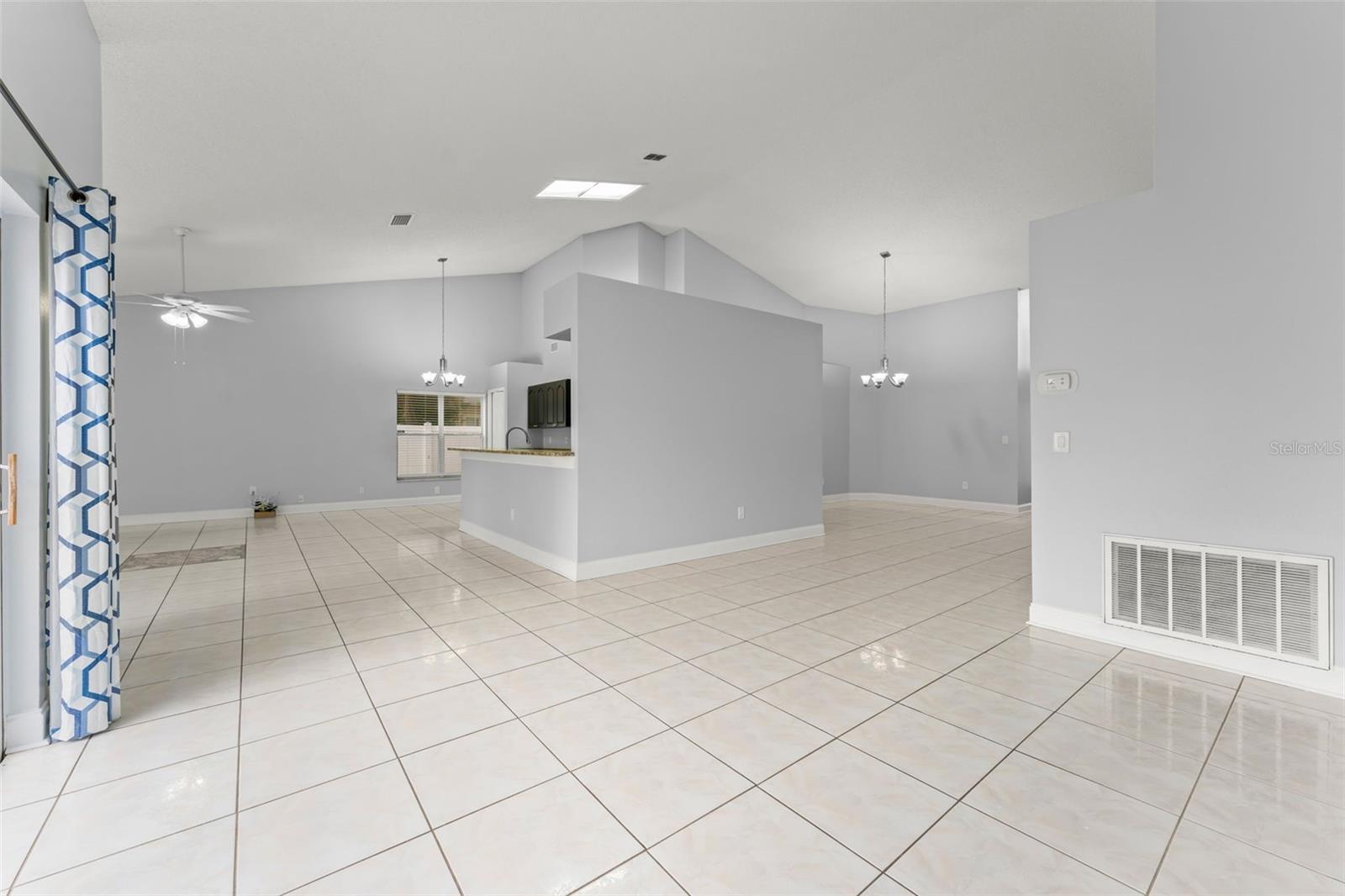 632 Herons Nest Ct Property Photo 5