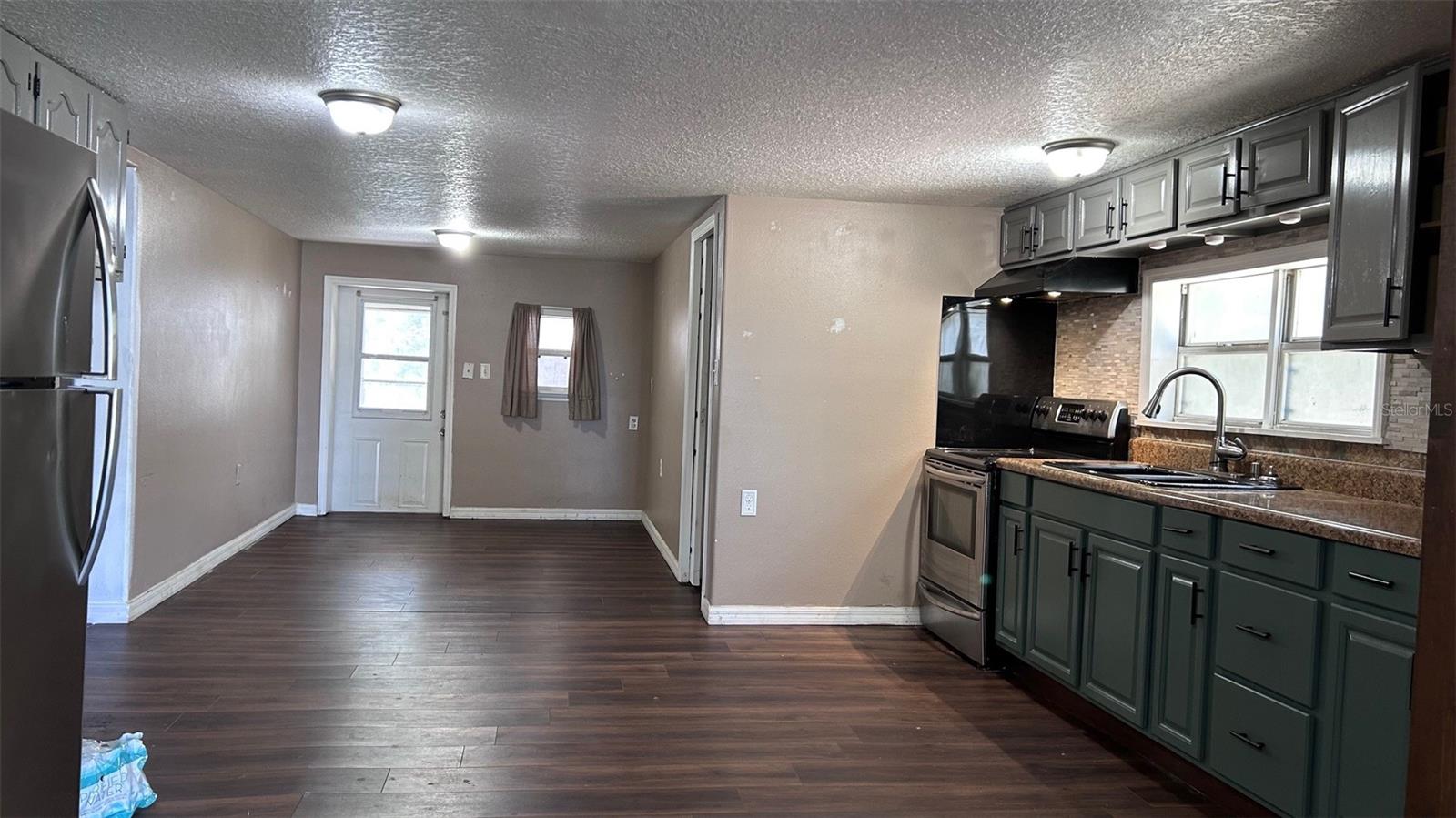4800 Petroff Ave Property Photo 4