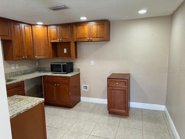 2847 W Harwood St Property Photo 4