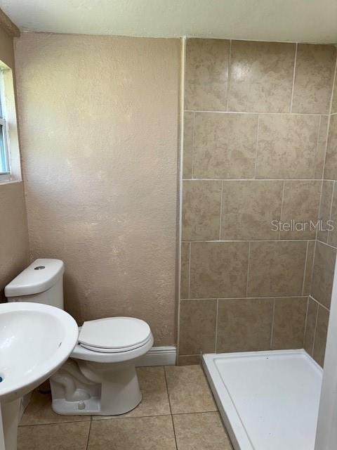 2847 W Harwood St Property Photo 12