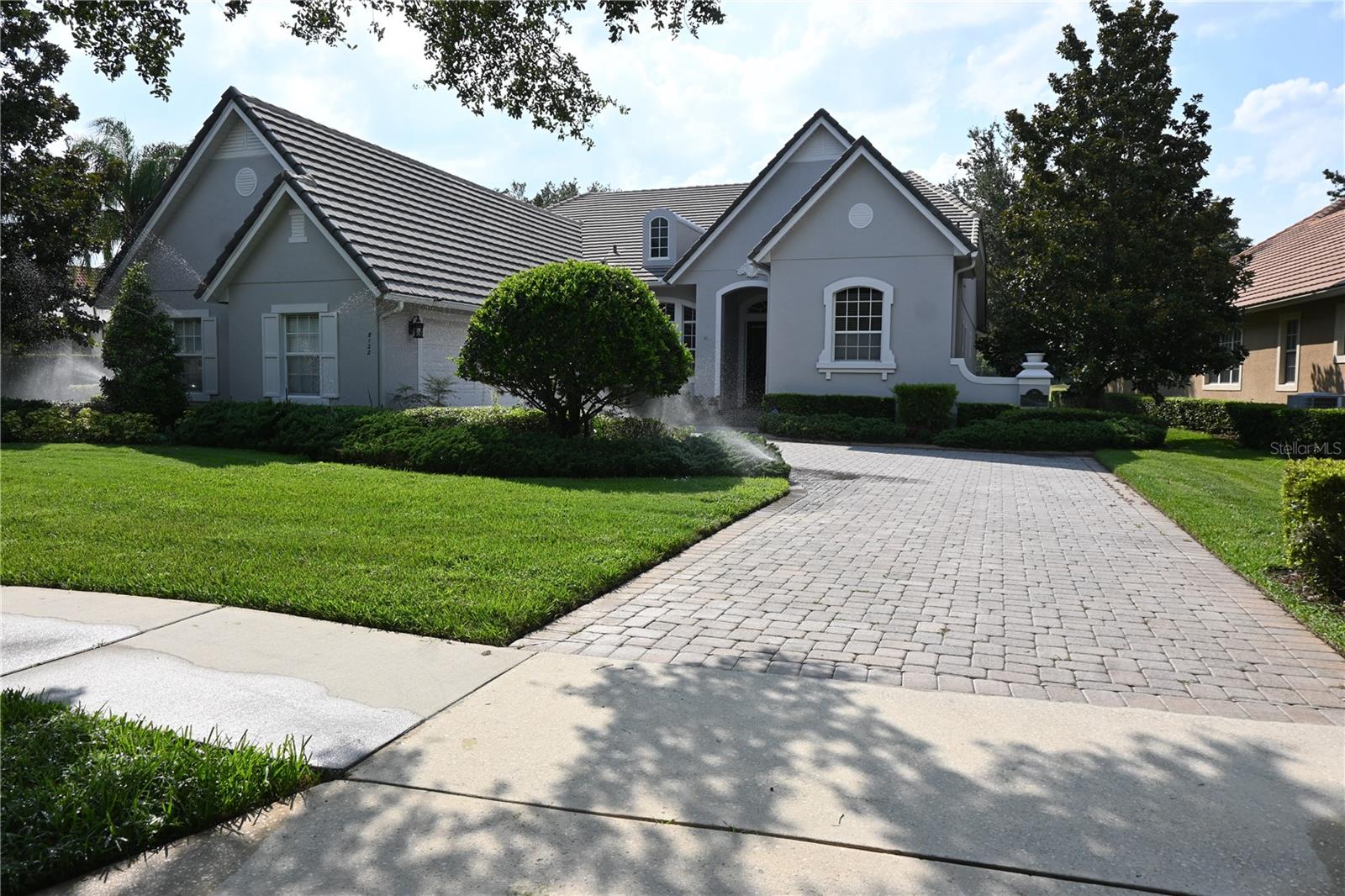 8122 Whitford Ct Property Photo 1