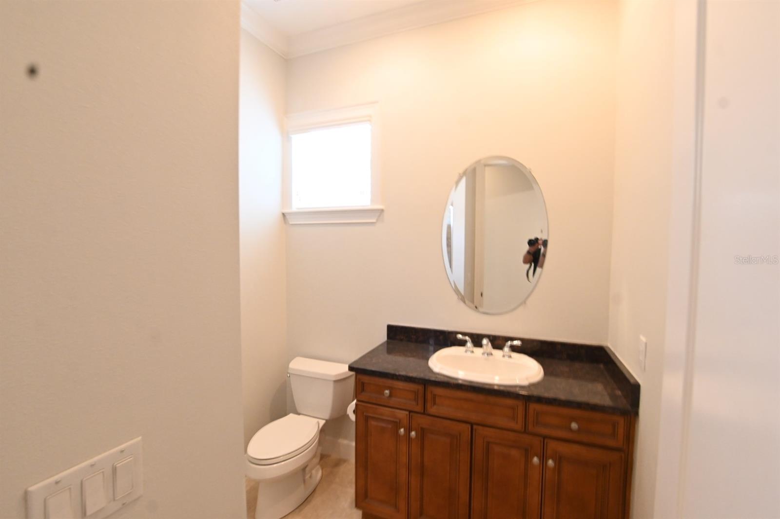 8122 Whitford Ct Property Photo 18