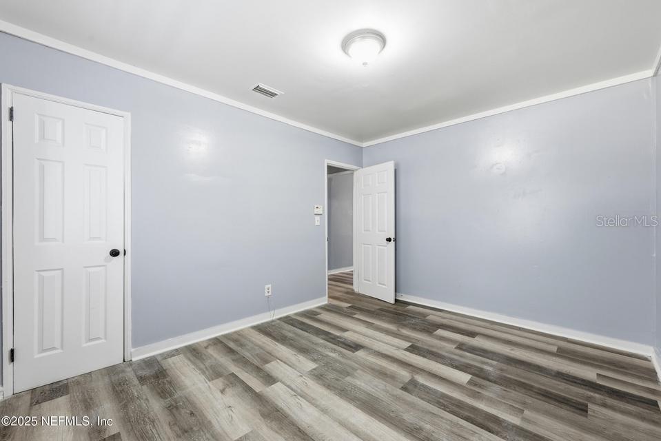 3428 Glen St Property Photo 16