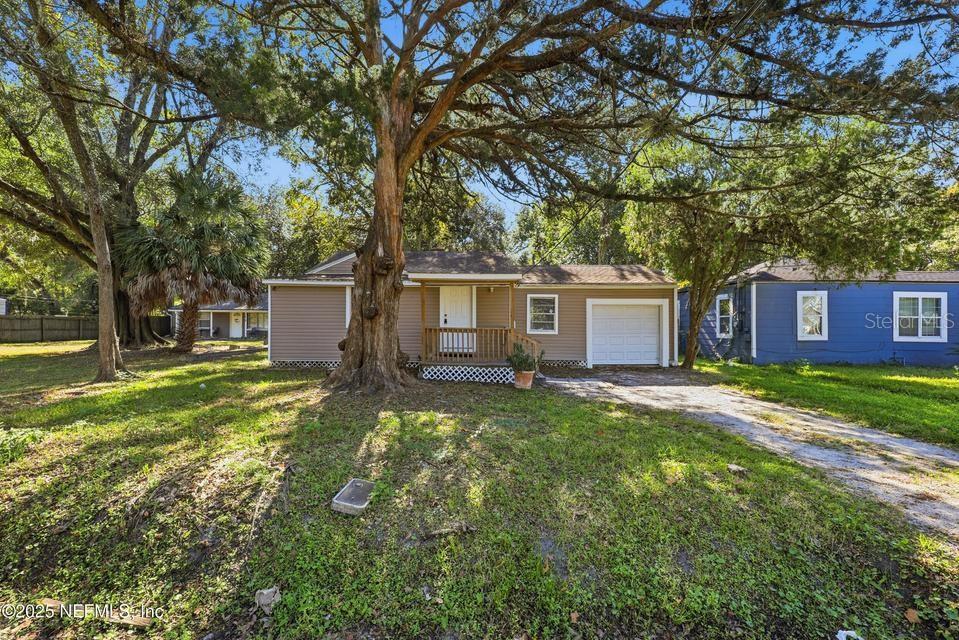 3428 Glen St Property Photo 26