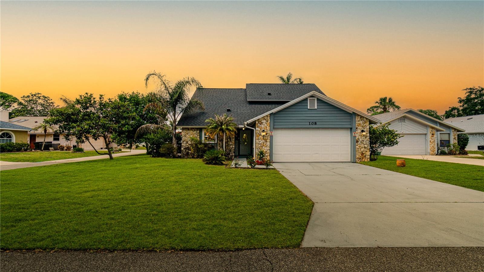 108 Grebe Ct Property Photo 2
