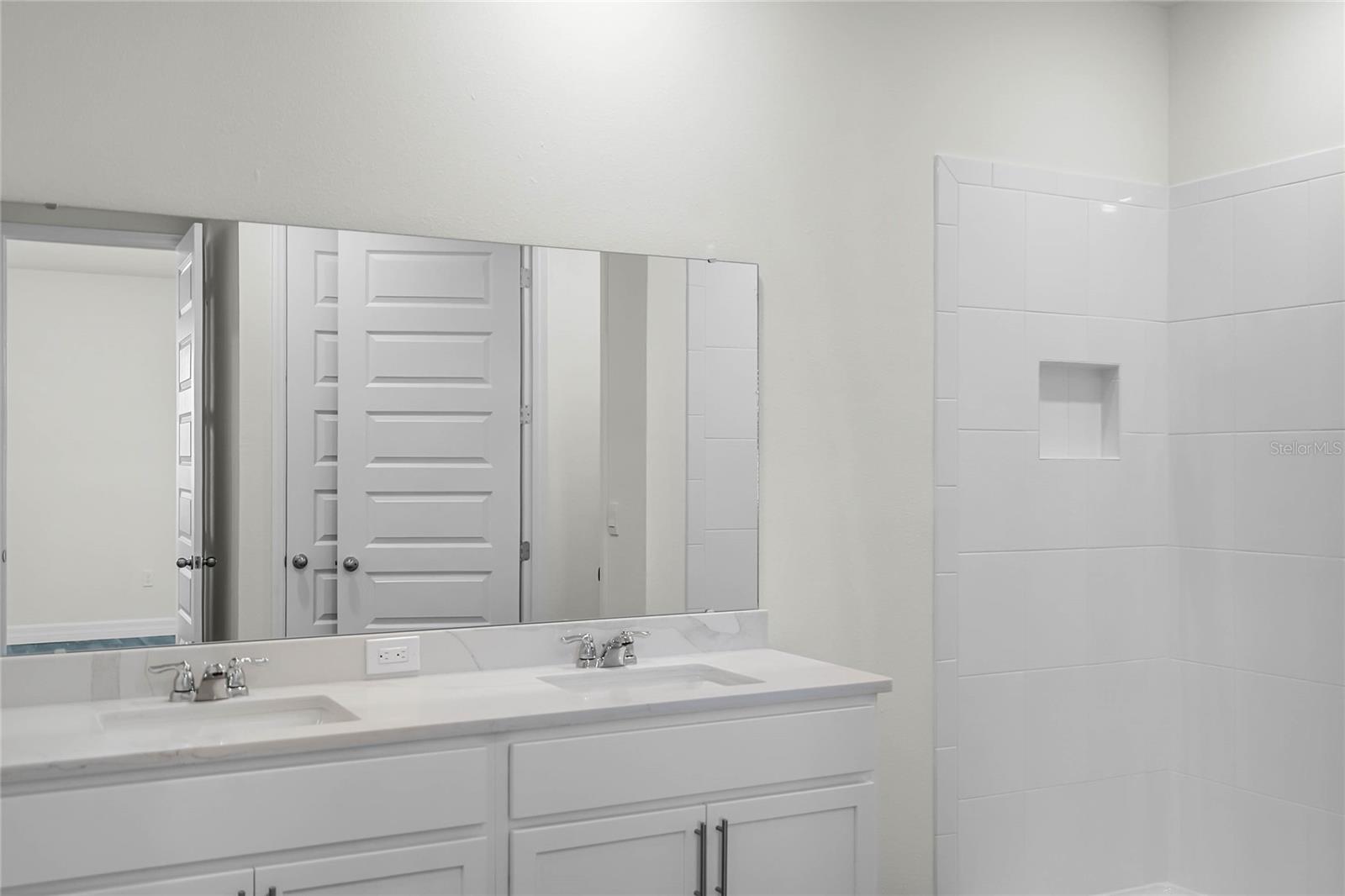 1757 Hummingbird Rd Property Photo 17