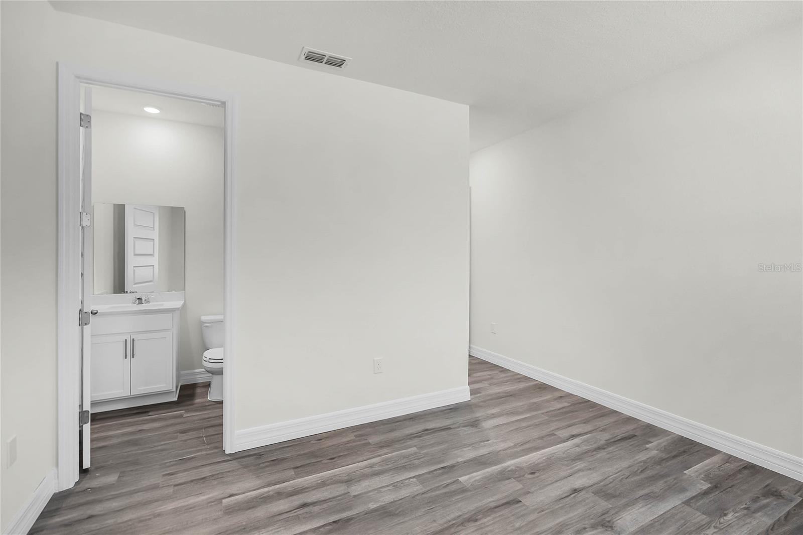 1757 Hummingbird Rd Property Photo 27