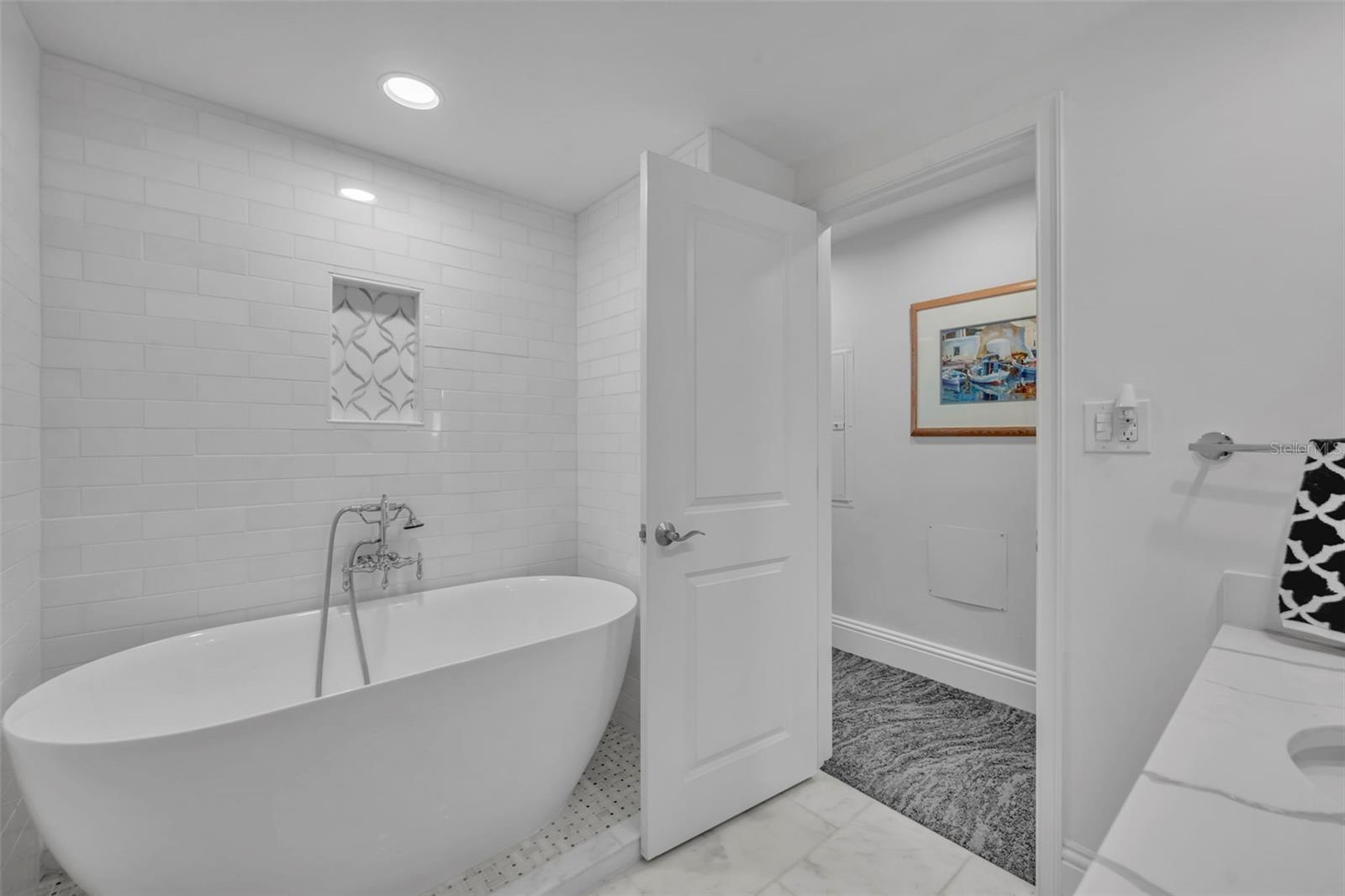 311 E Morse Blvd #1-3 Property Photo 15