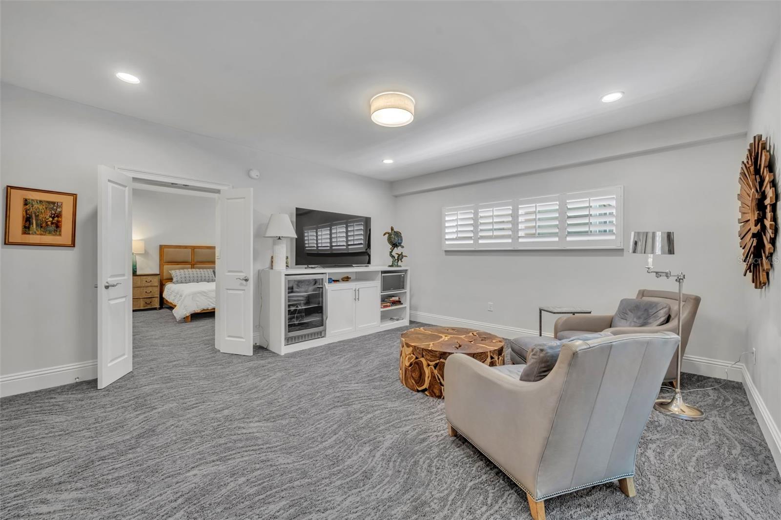 311 E Morse Blvd #1-3 Property Photo 18
