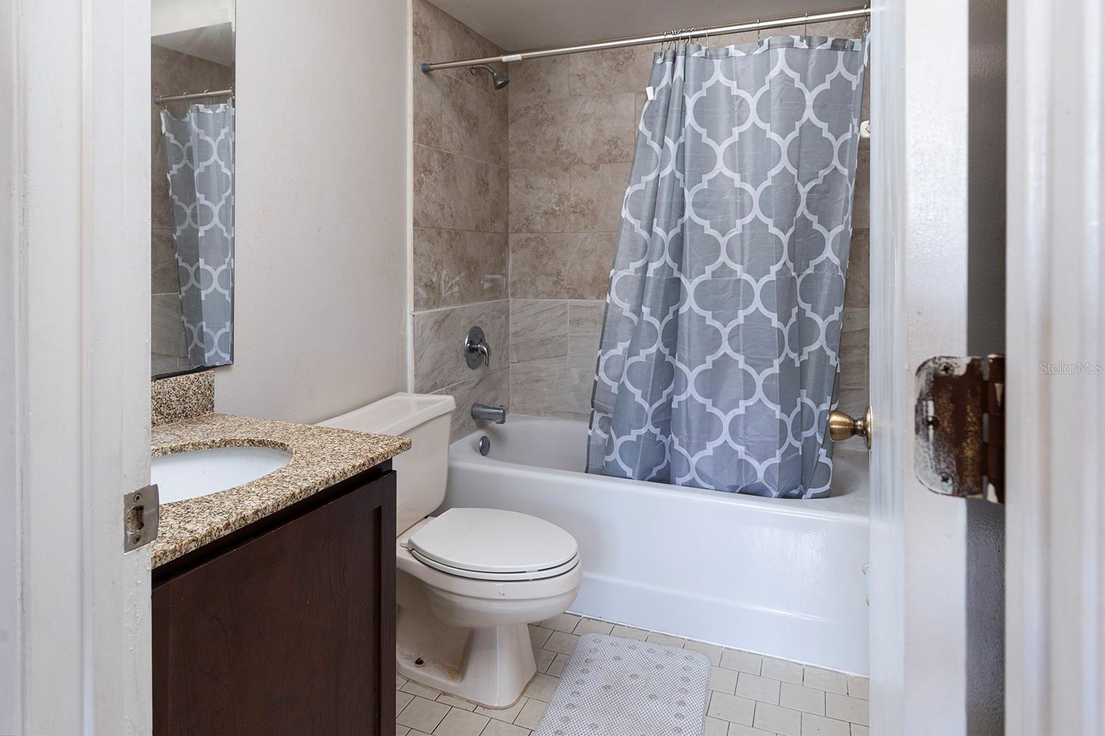 507 Northlake Dr #507 Property Photo 12