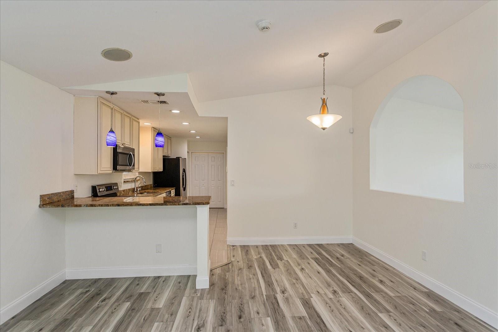 414 Tranquille Oaks Dr Property Photo 6