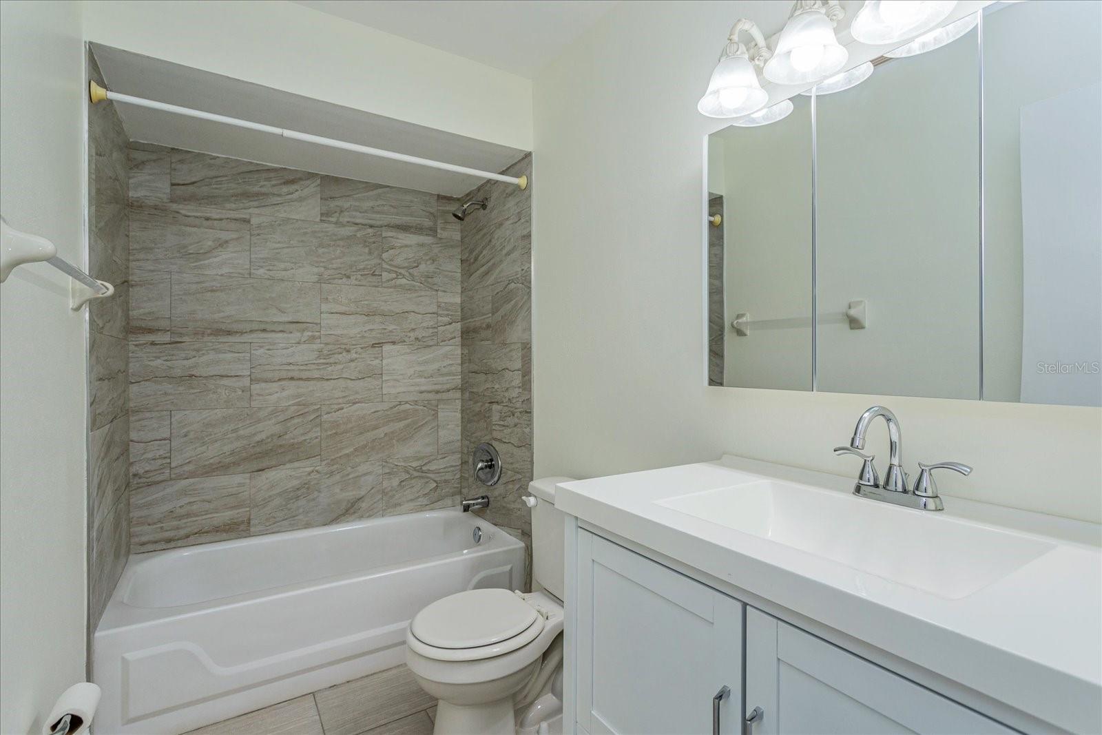 414 Tranquille Oaks Dr Property Photo 15