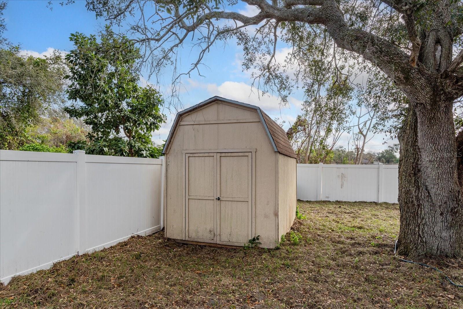 414 Tranquille Oaks Dr Property Photo 18