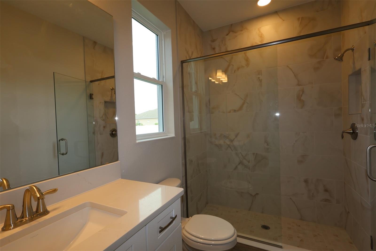 2568 Hawks Overlook Property Photo 9