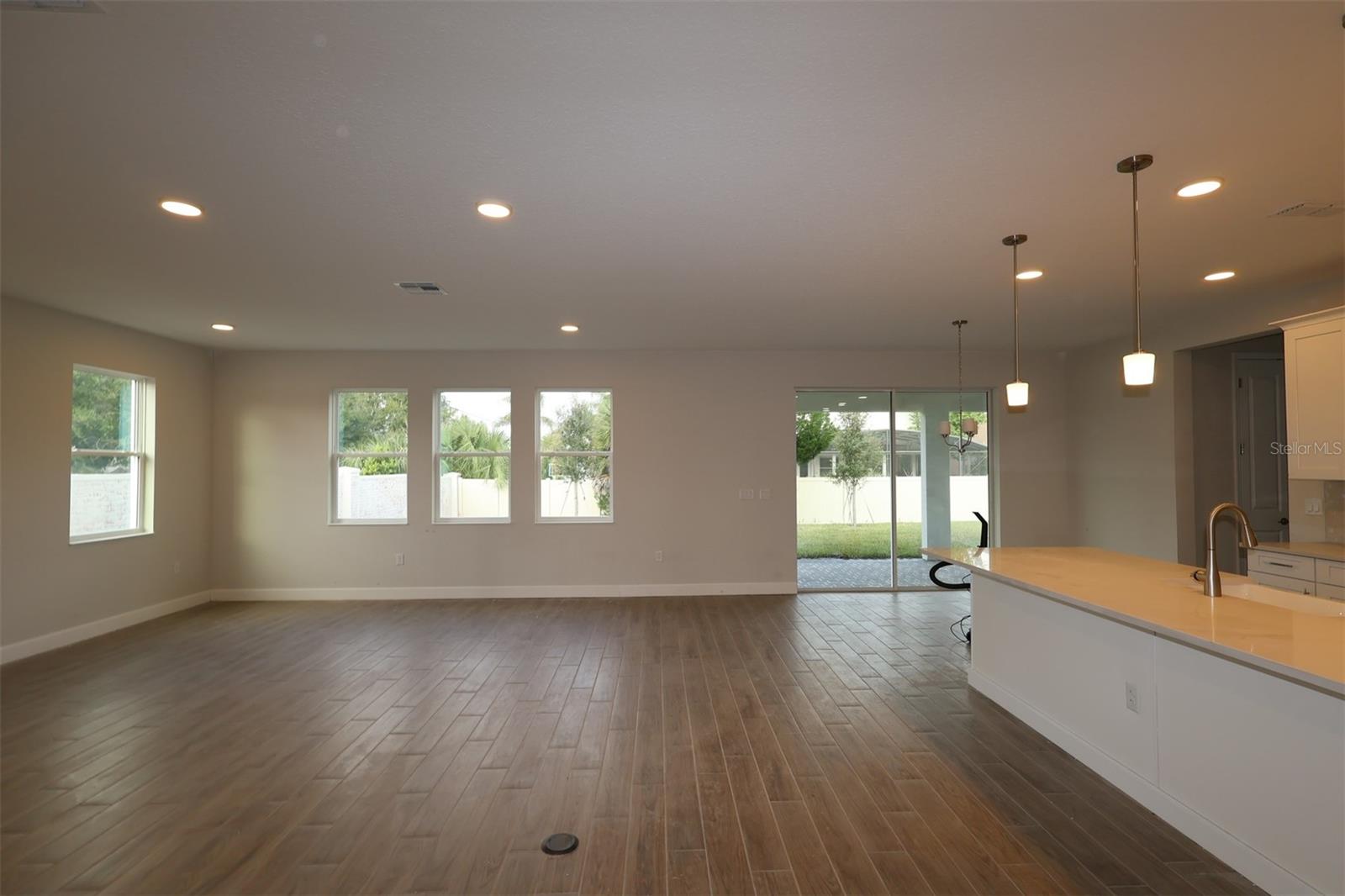 2568 Hawks Overlook Property Photo 11