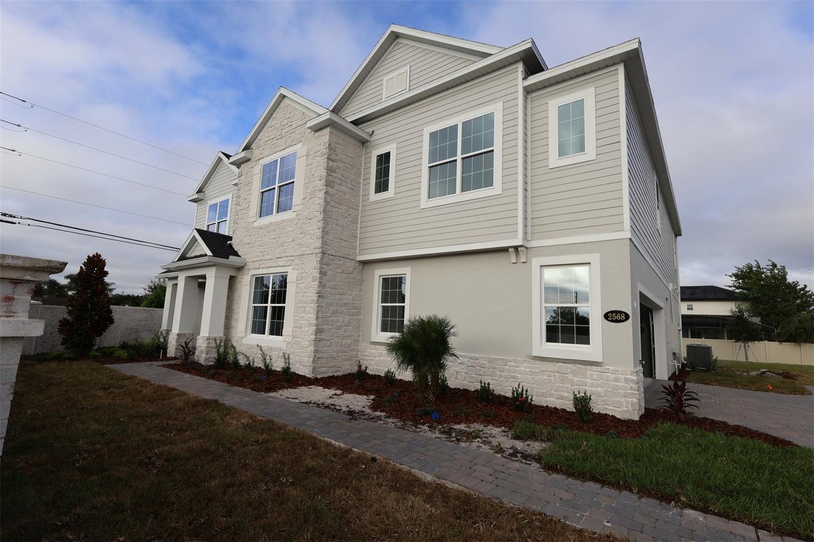 2568 Hawks Overlook Property Photo 15