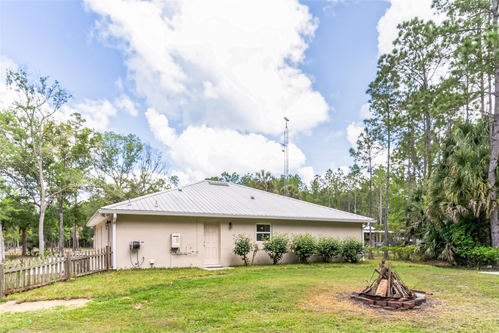 723 River Run Rd Property Photo 32