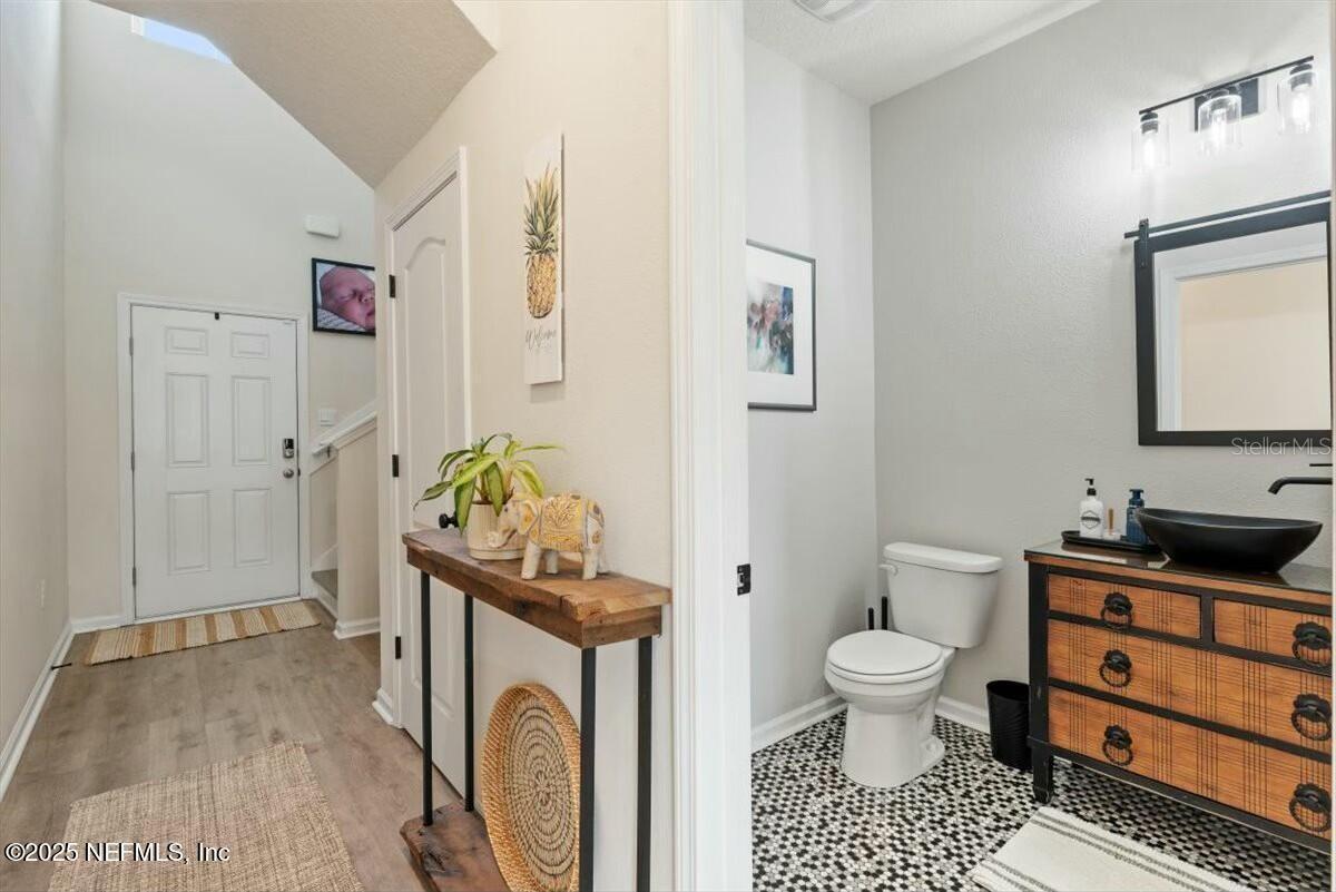 184 Logrono Ct Property Photo 14