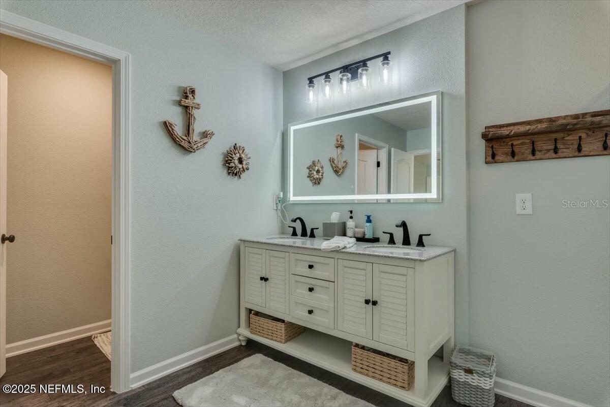 184 Logrono Ct Property Photo 24
