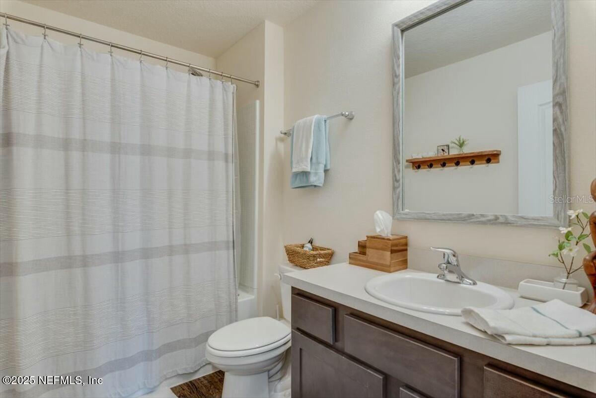 184 Logrono Ct Property Photo 31