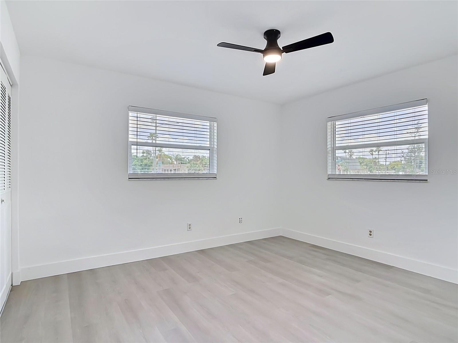 930 Troy Dr Property Photo 32