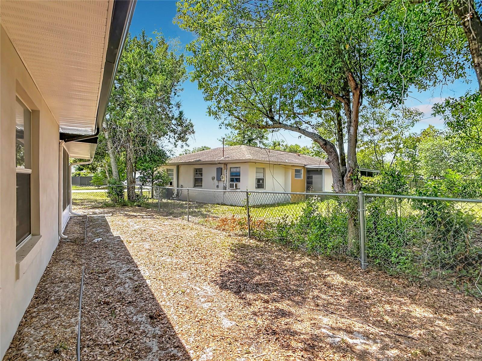 930 Troy Dr Property Photo 43
