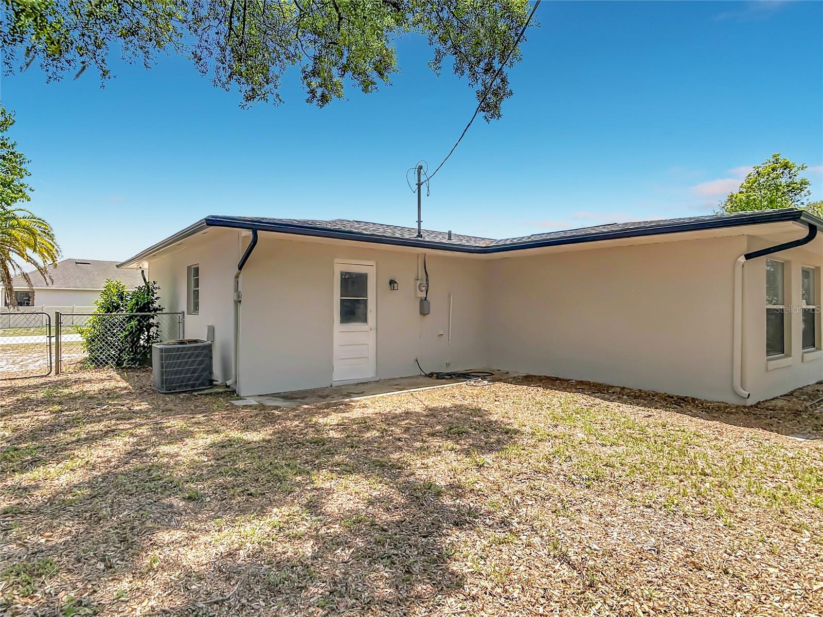 930 Troy Dr Property Photo 44