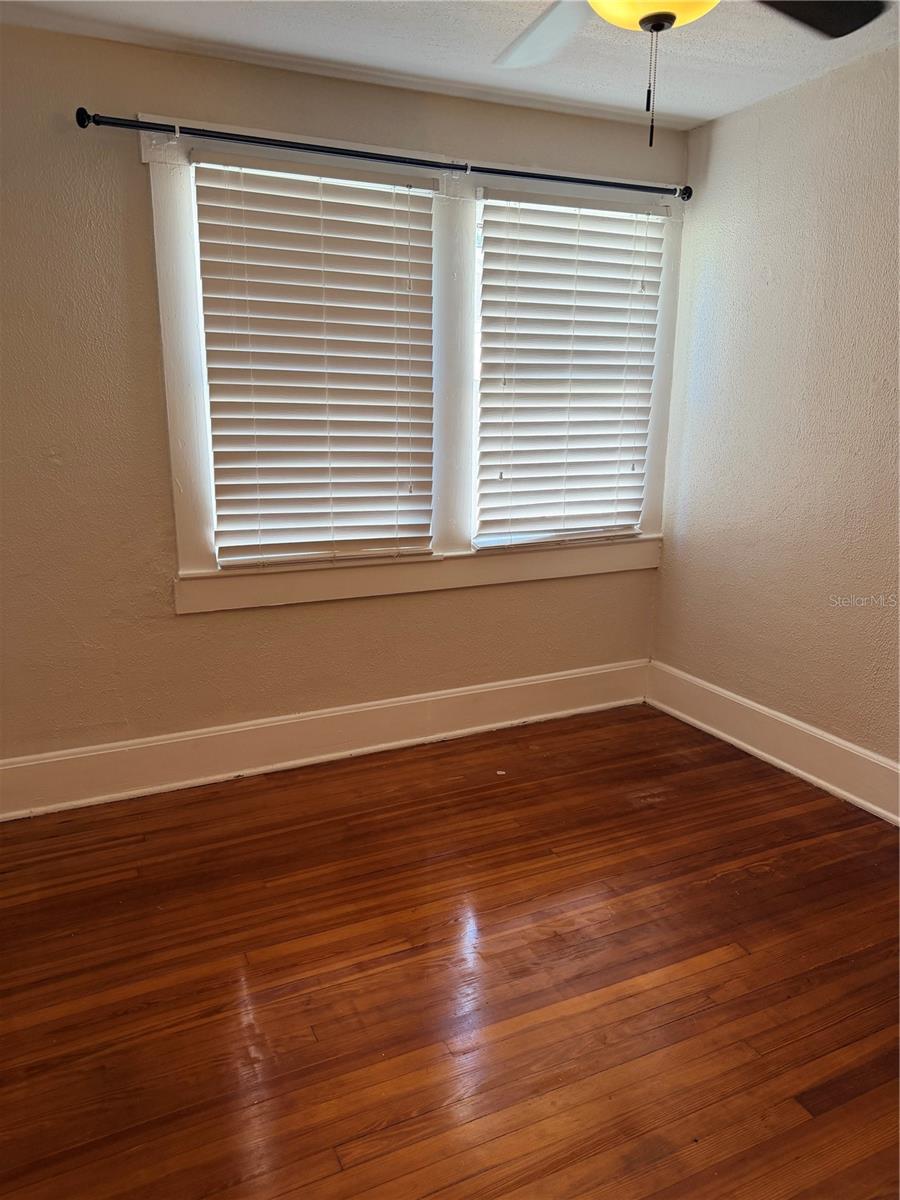 1004 Palmer St Property Photo 28