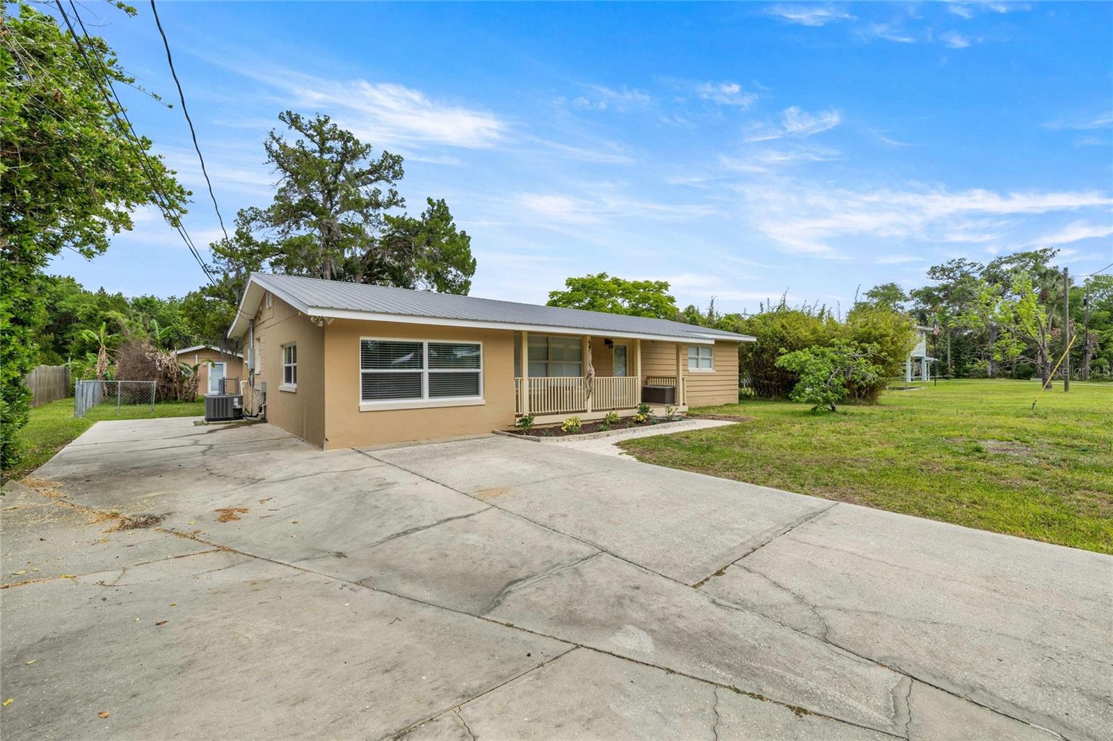 46 Magnolia Ave Property Photo 14