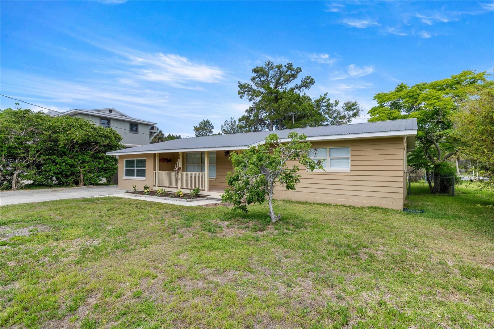 46 Magnolia Ave Property Photo 15