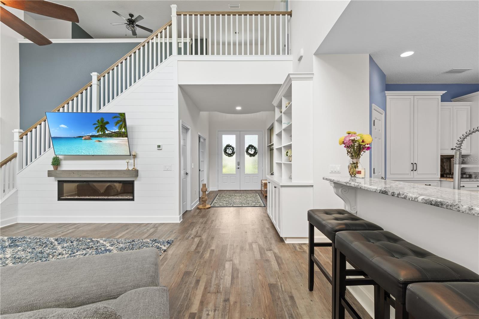 16948 Deer Island Property Photo 6