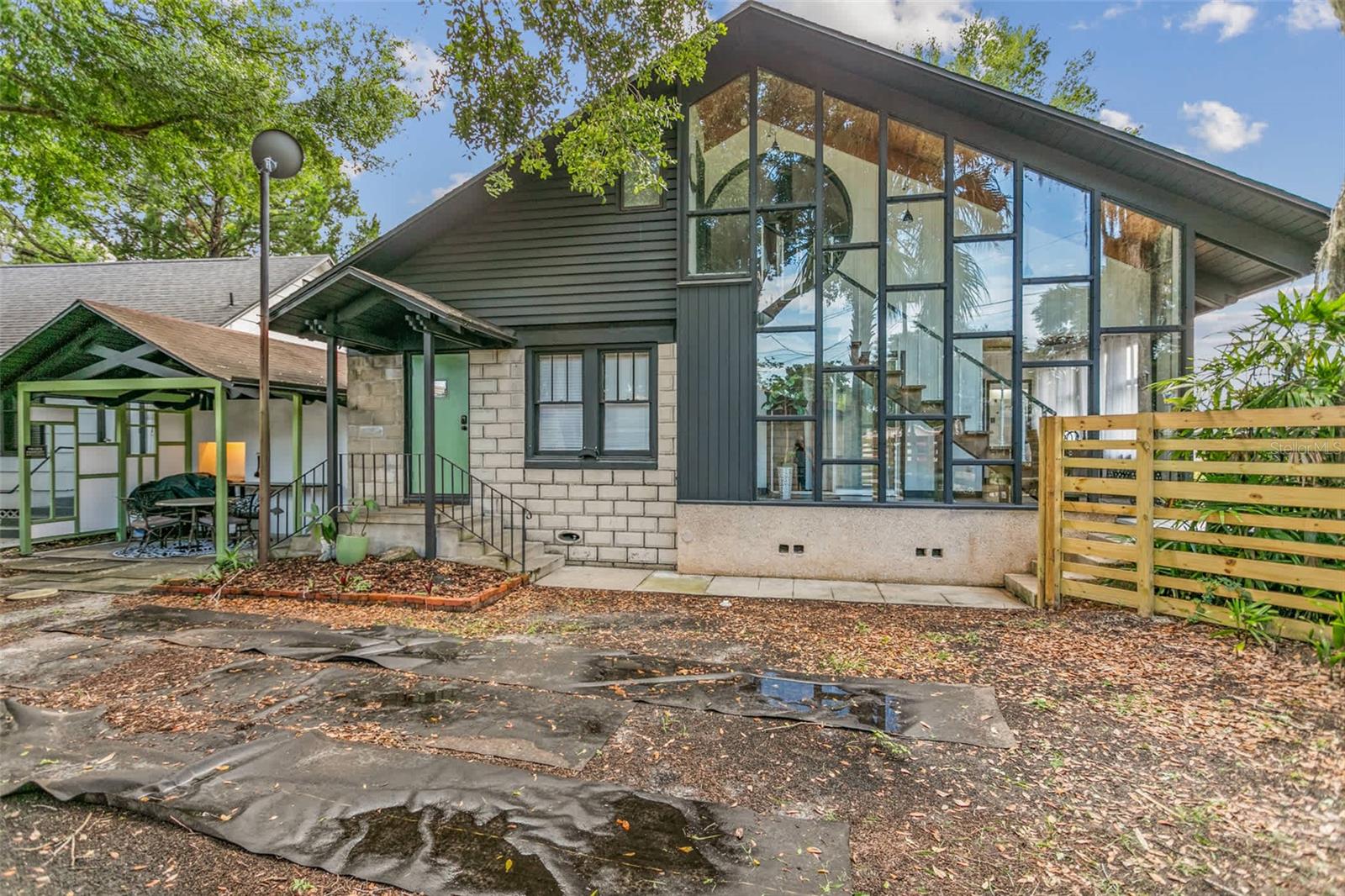 10 Pacific St Property Photo 3