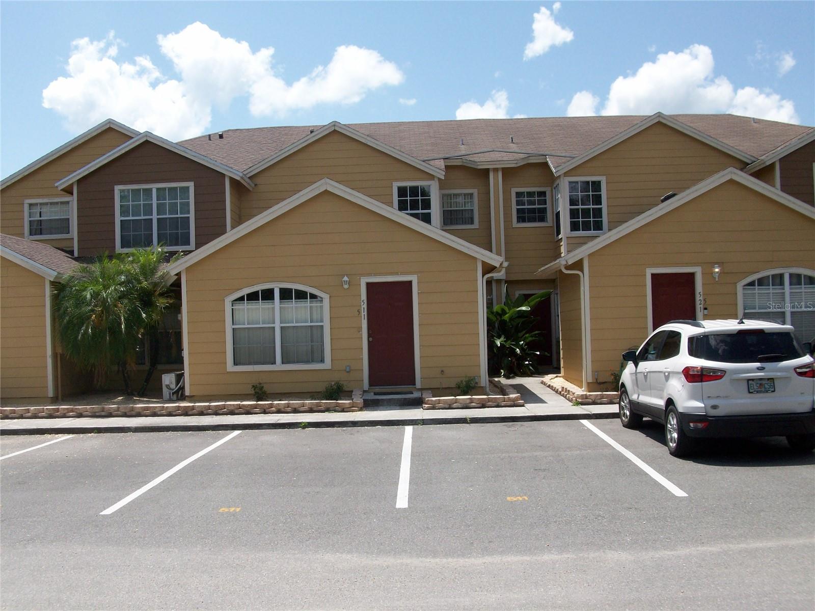 511 COCONUT PALM WAY Property Photo 1
