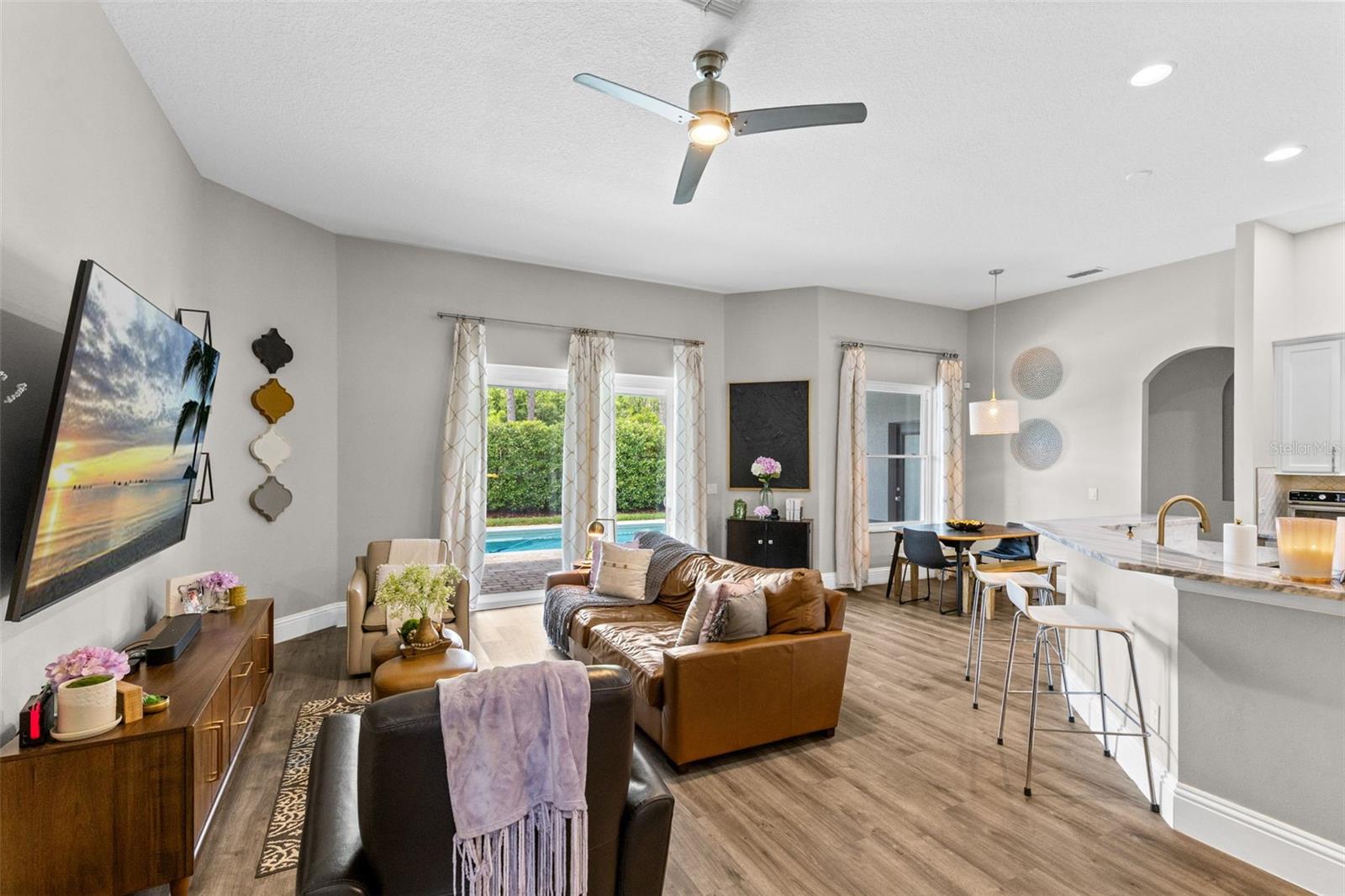3481 Pawleys Loop N Property Photo 6