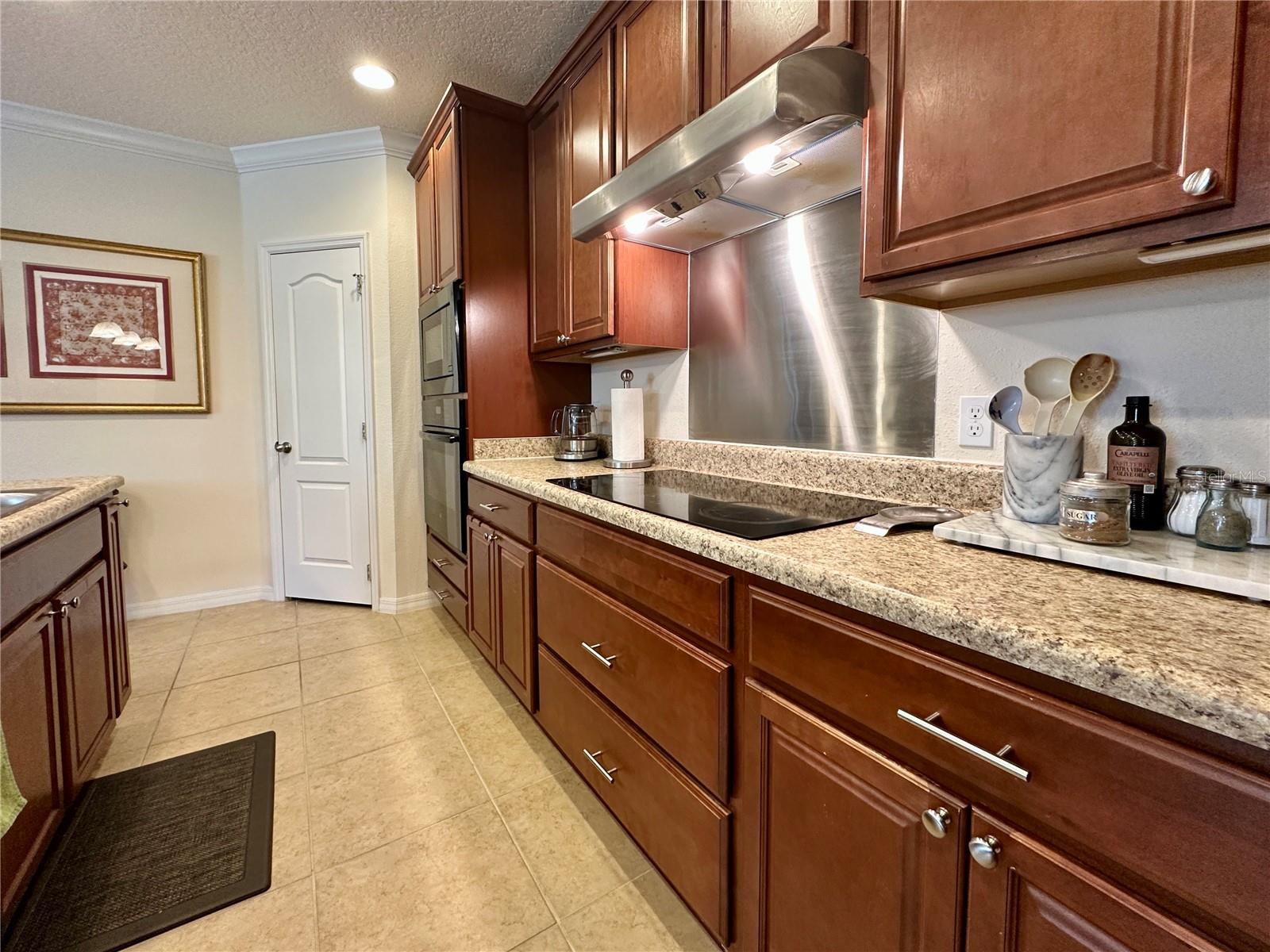 2115 Waseca Ln Property Photo 19