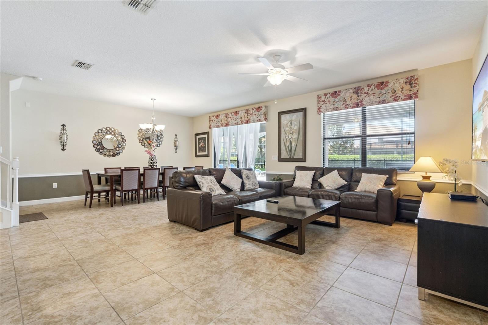 1420 Moon Valley Property Photo 5