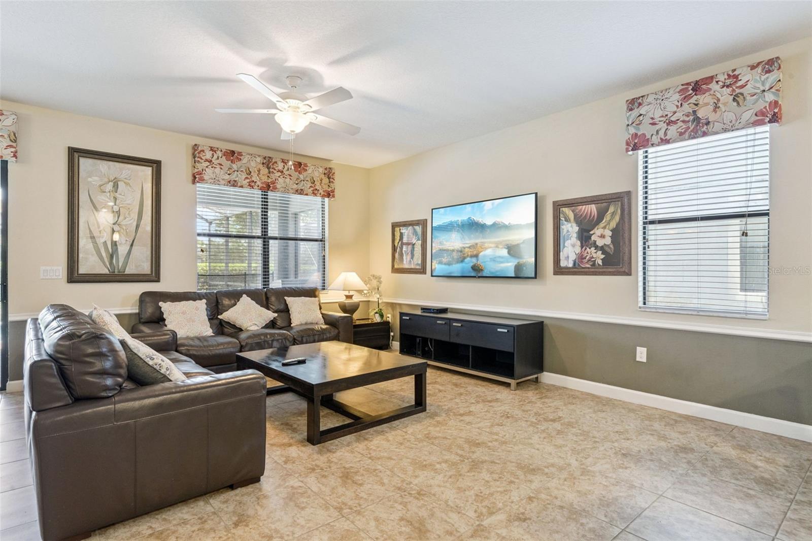 1420 Moon Valley Property Photo 6