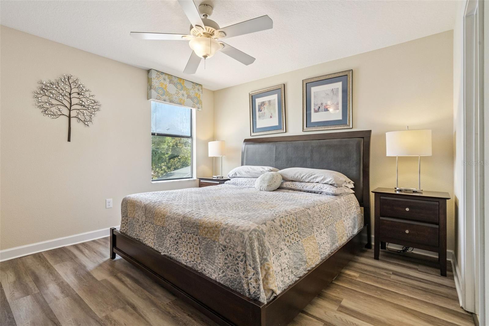 1420 Moon Valley Property Photo 17