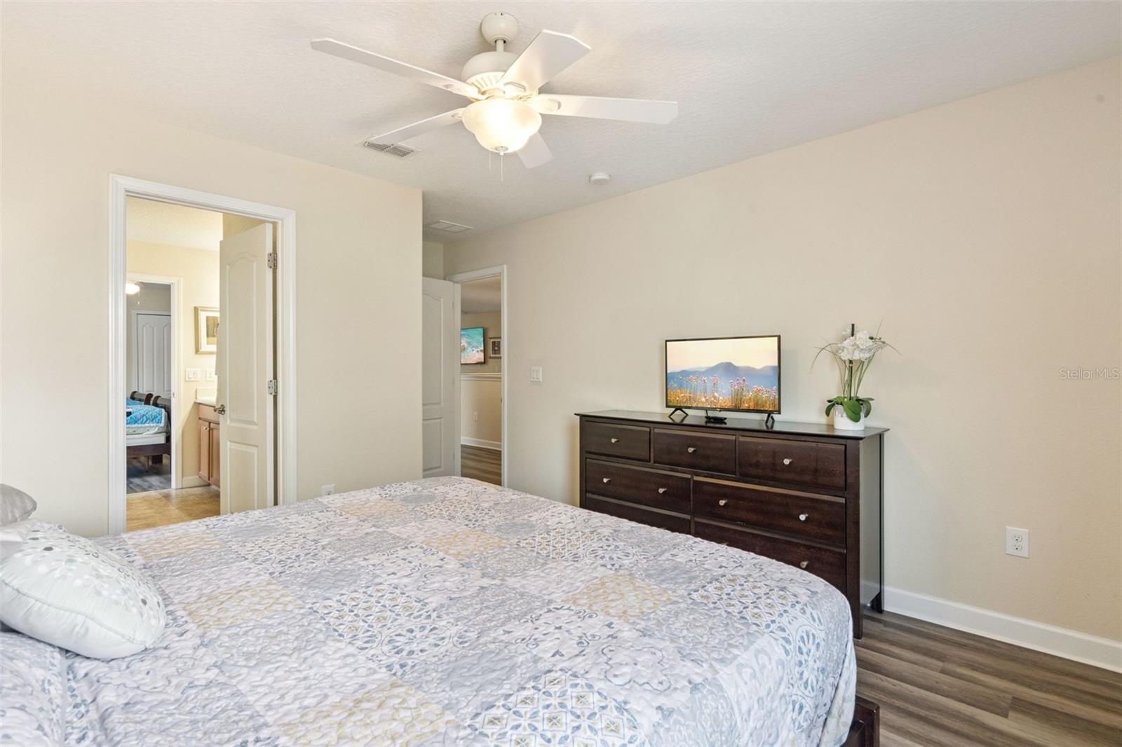 1420 Moon Valley Property Photo 23