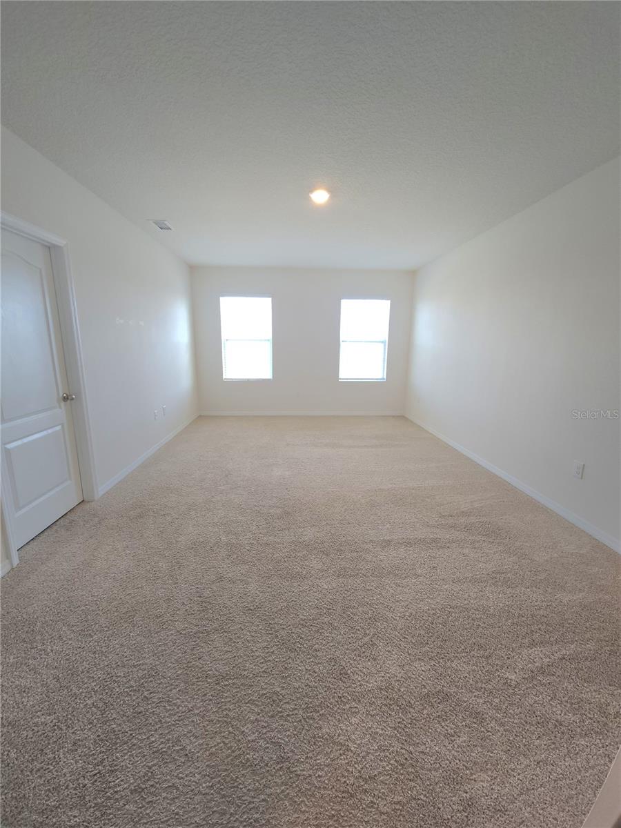 575 Tortugas St Property Photo 10