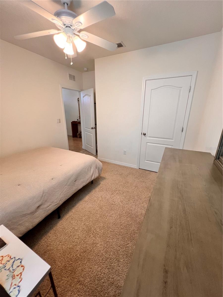 1267 Iguana Loop Property Photo 16