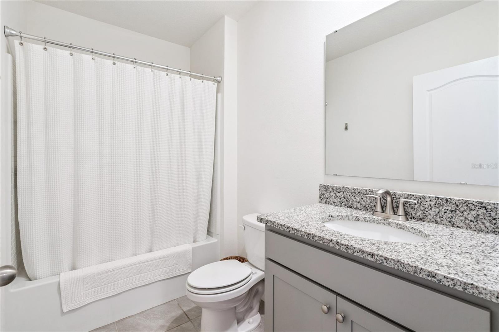 5634 Winona Dr Property Photo 14