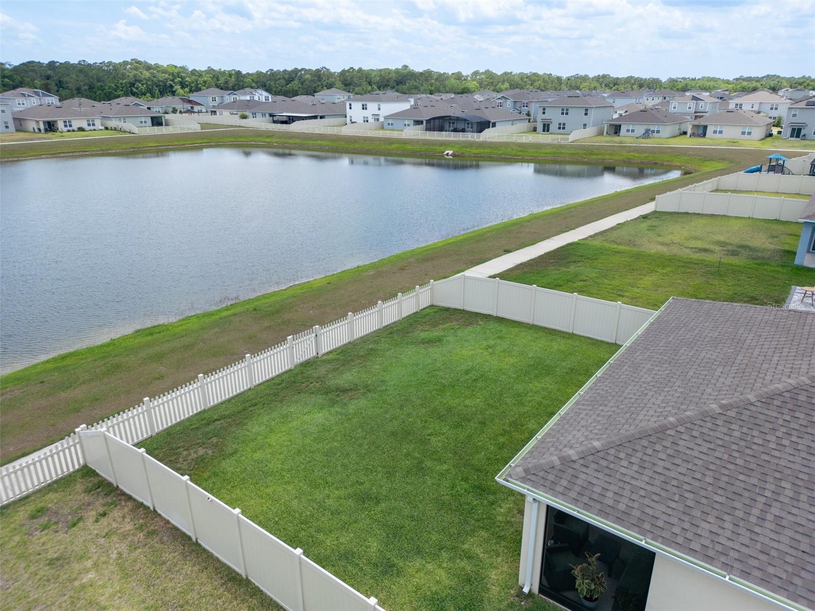 5634 Winona Dr Property Photo 20