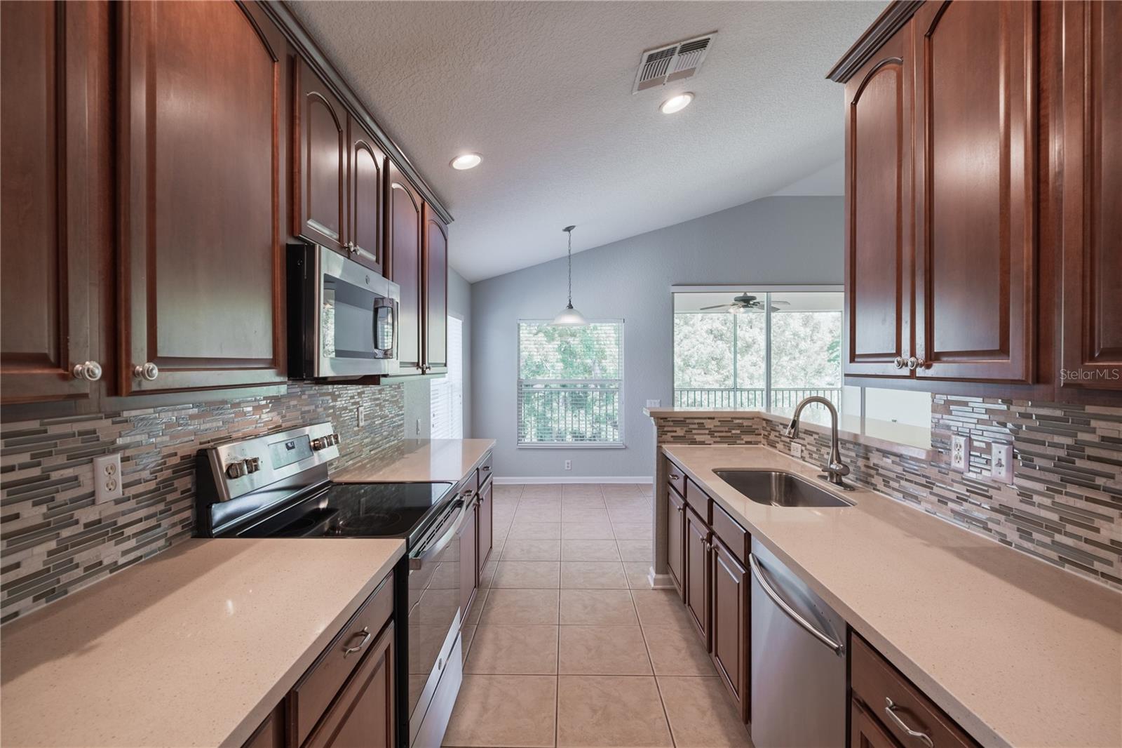 5192 Maxon Ter #101 Property Photo 6
